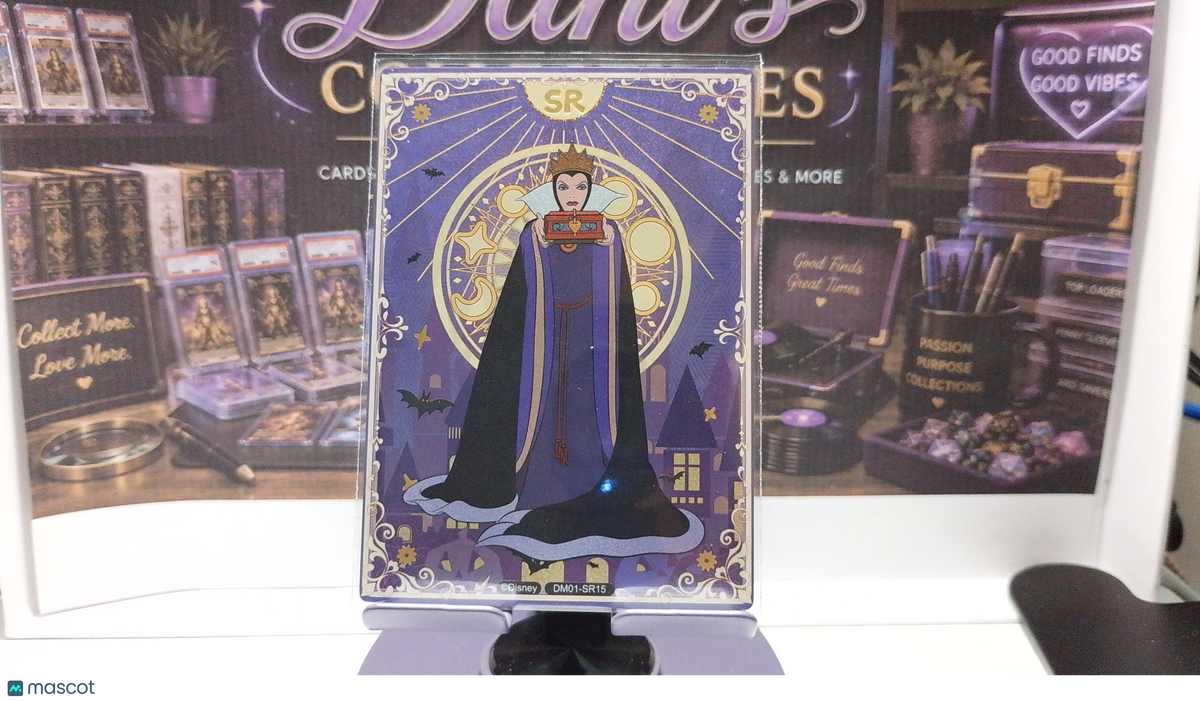 The Evil Queen DM01-SR15 Disney Magic Mystic Realm card