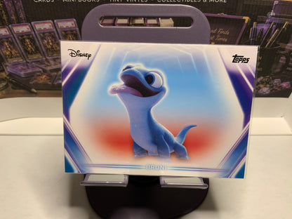 PICK YOUR CARD | 2026 Topps Disney Neon