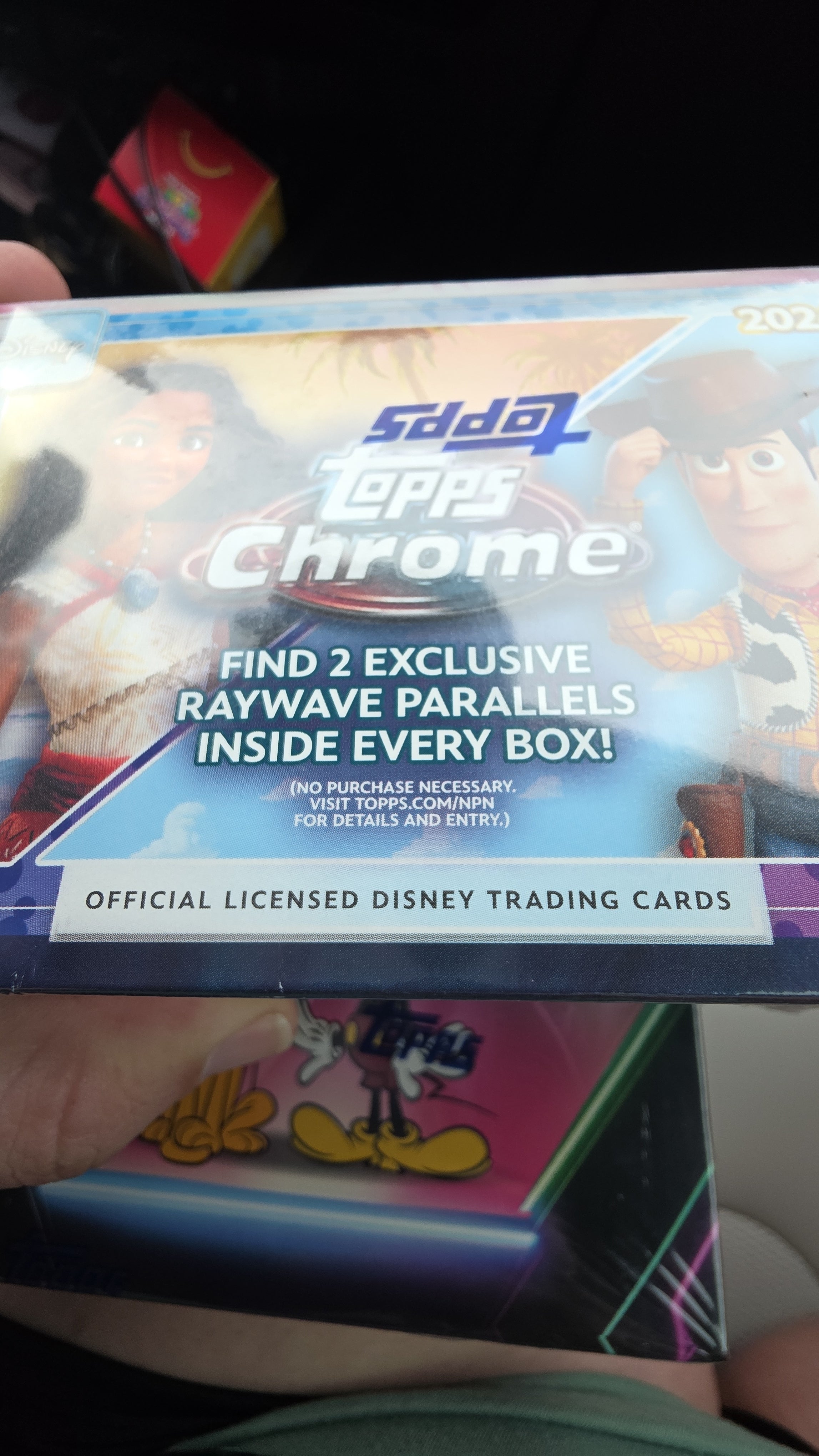 SINGLE PACK - 2026 Topps Disney Chrome Blaster
